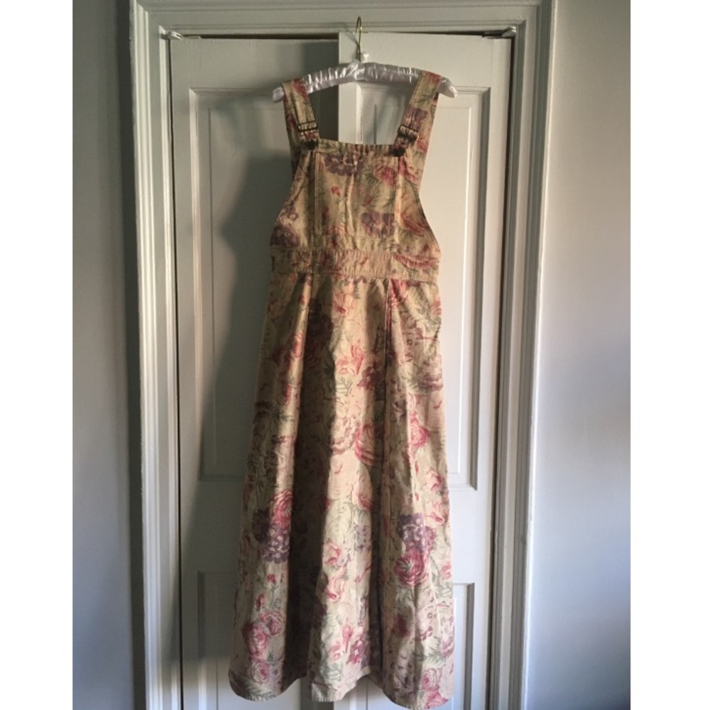 1990’s Floral Pinafore Dress